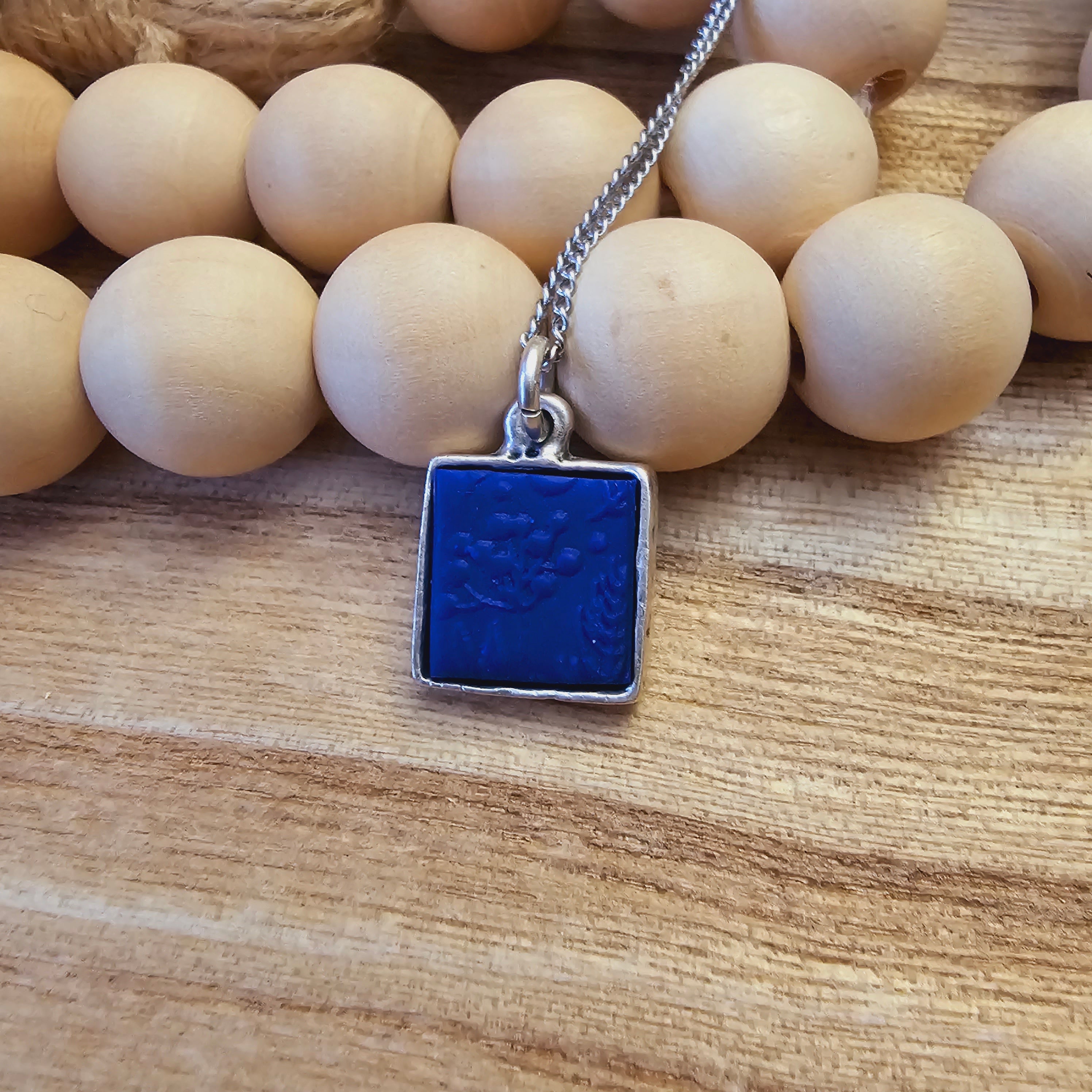 "Flores" Pendant