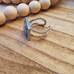 "Victor" ring