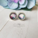 Load image into Gallery viewer, &quot;Soft Petals&quot; stud earrings
