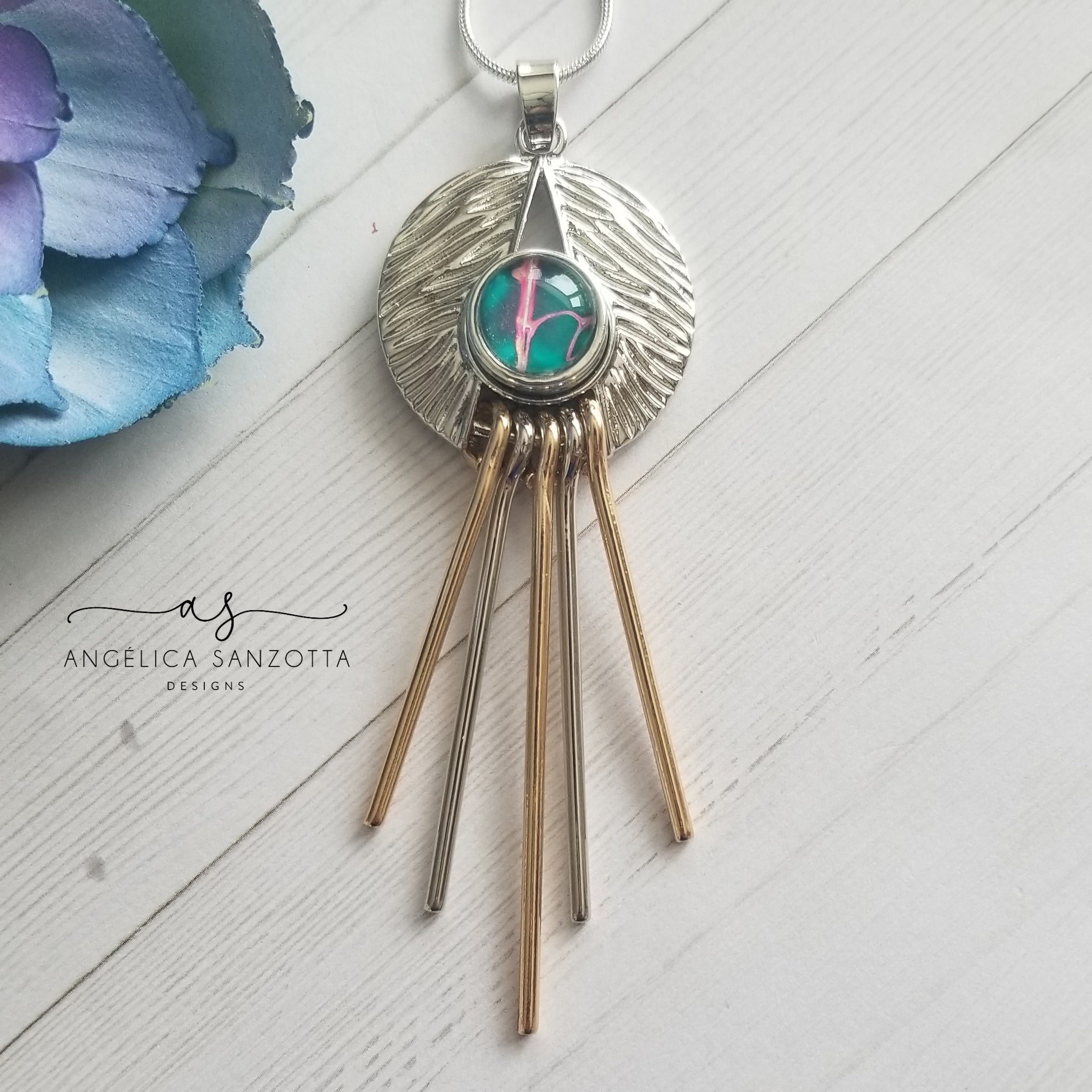 "Lightning" snap charm necklace set