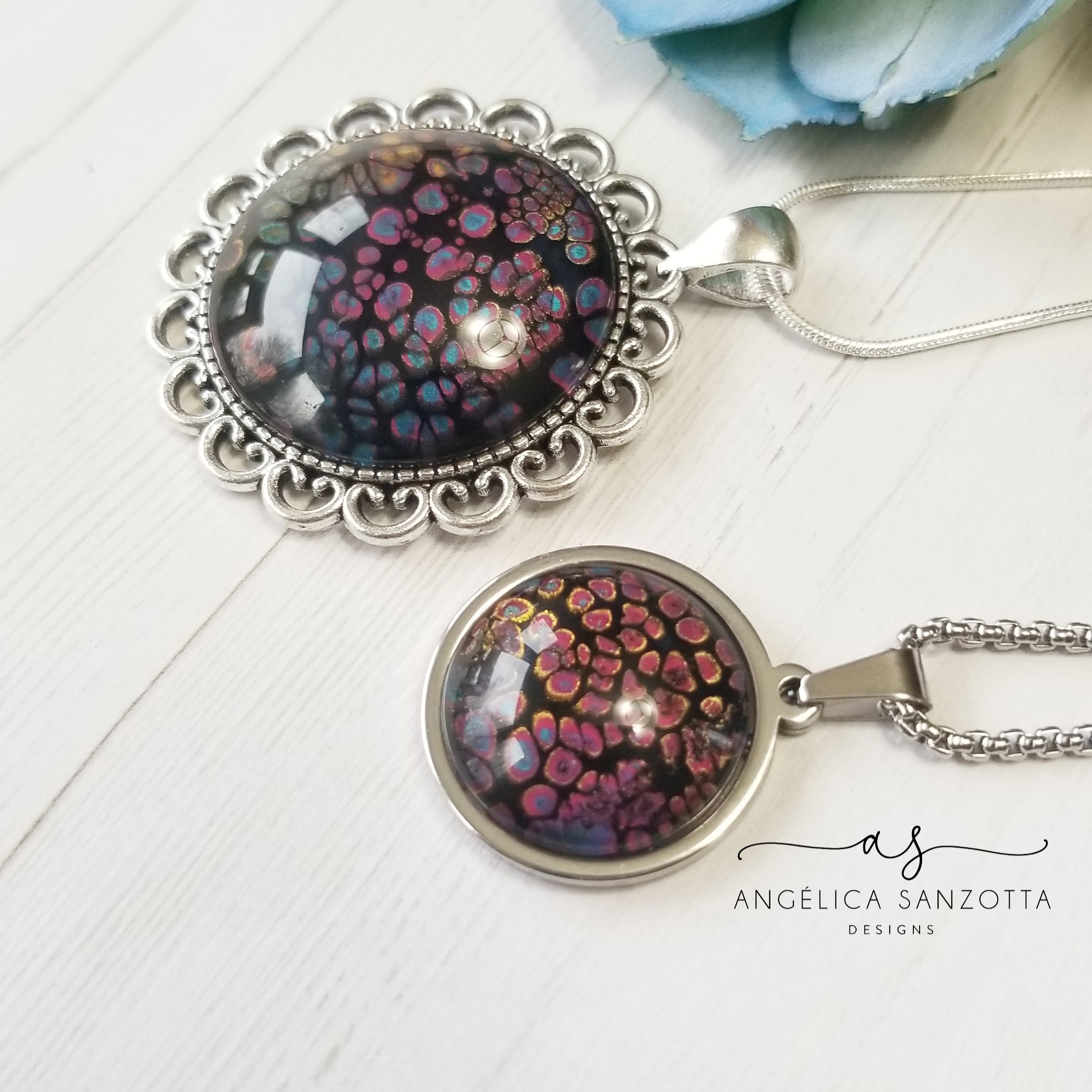 Underwater Pebbles Pendant - 1 of 2 G & P Collection