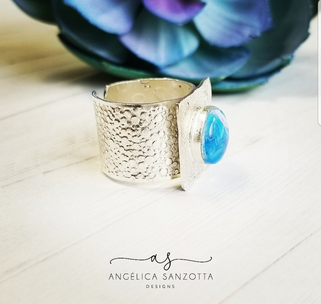 "Blues" ring