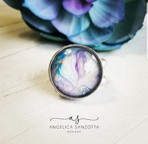 "Iris" ring