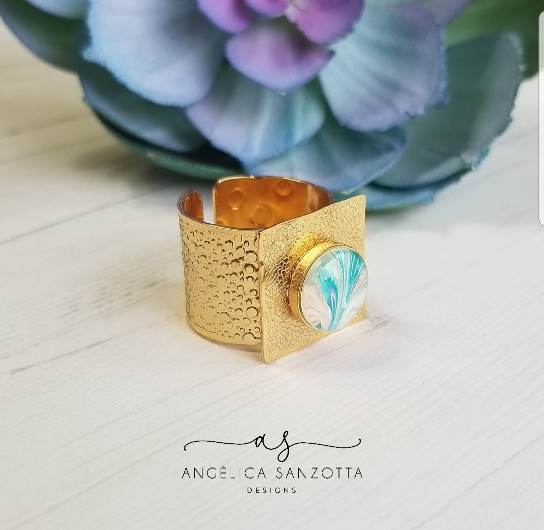"Golden Iris " ring