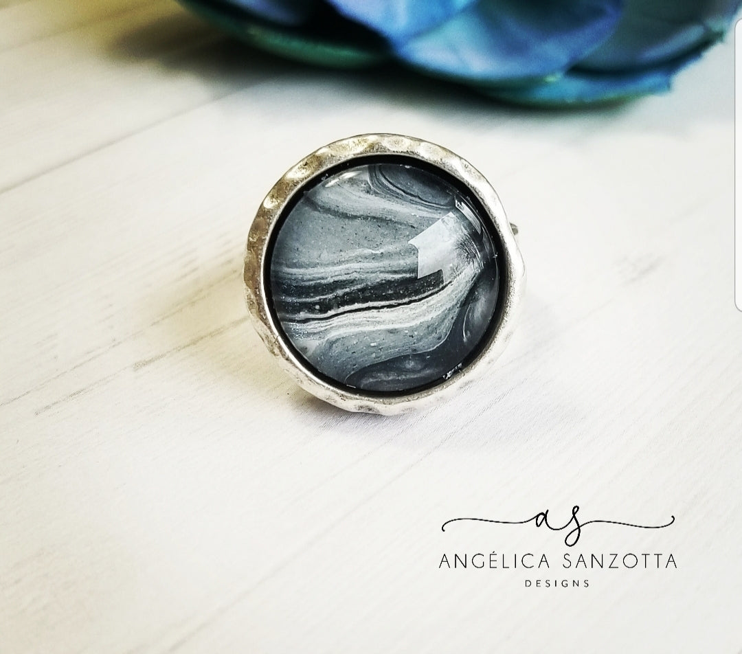 "Jupiter" ring