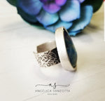 Load image into Gallery viewer, &quot;Tear Drop&quot; ring
