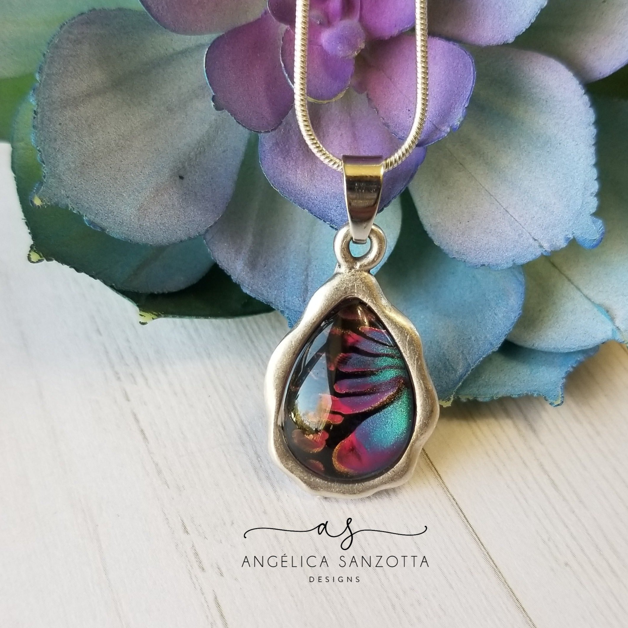 Mini Vibrant Garden Pendant - 4 of 4 G & P Collection