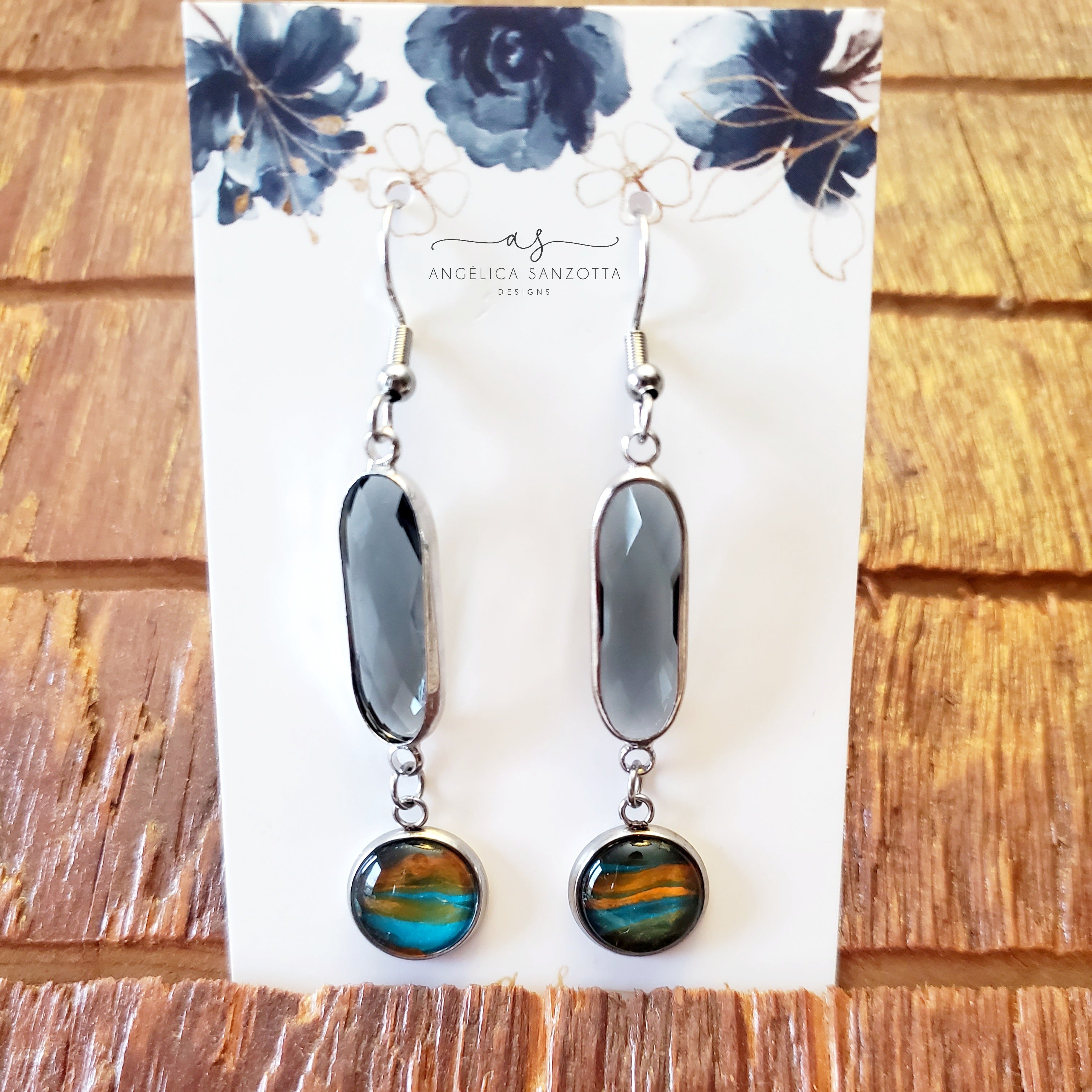 Stylish Black earrings