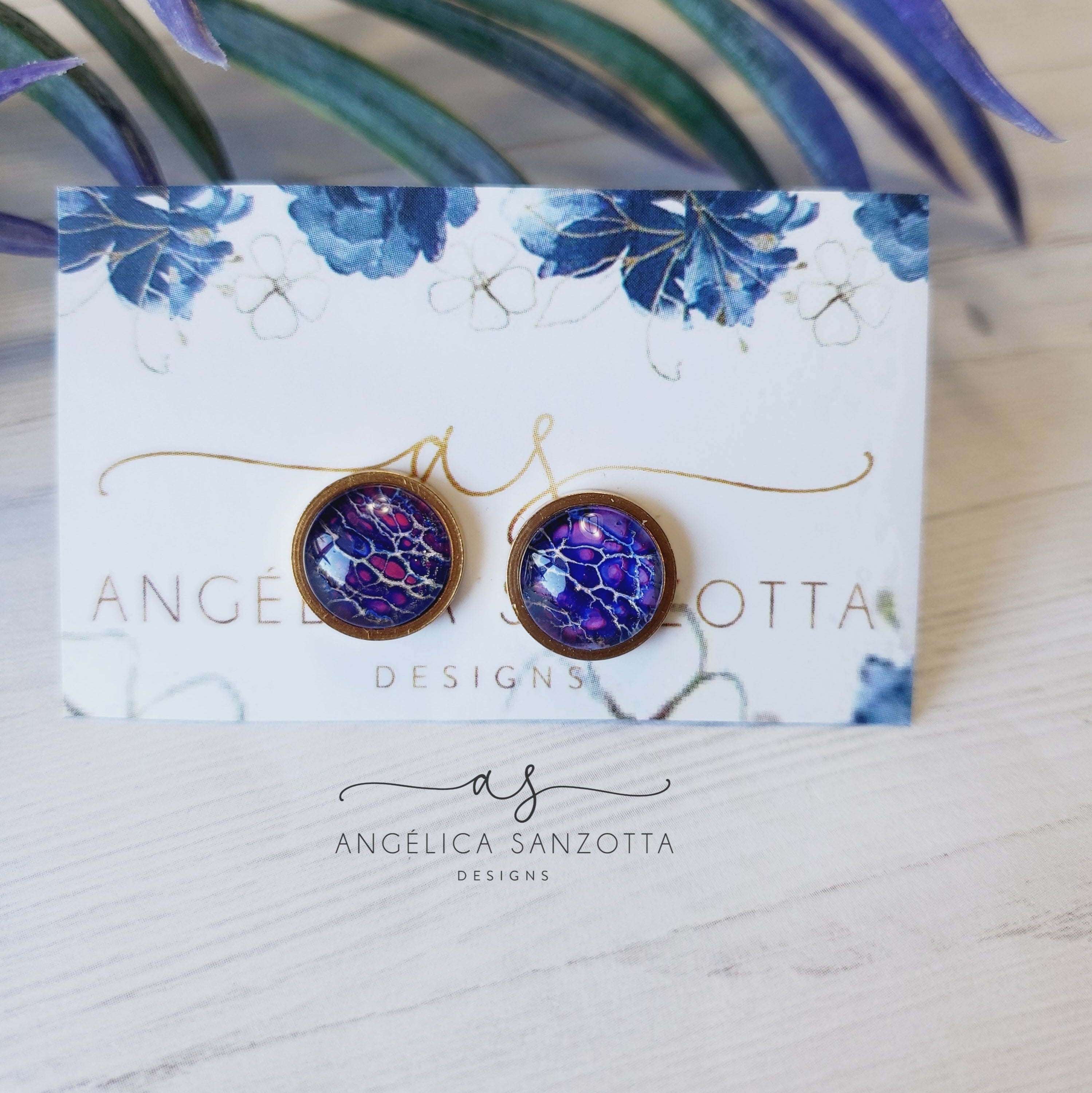 "River" stud earrings