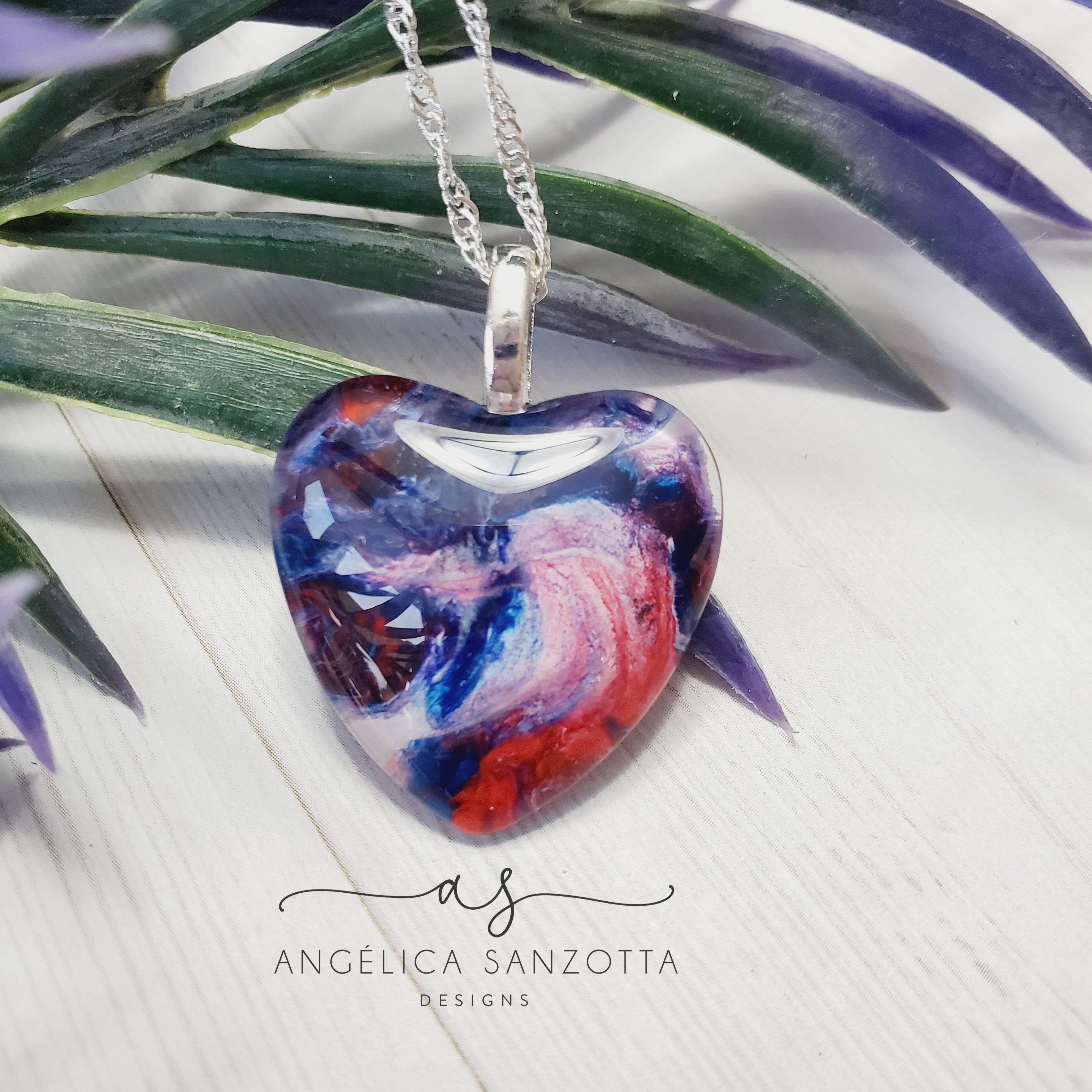 "Shout" heart pendant