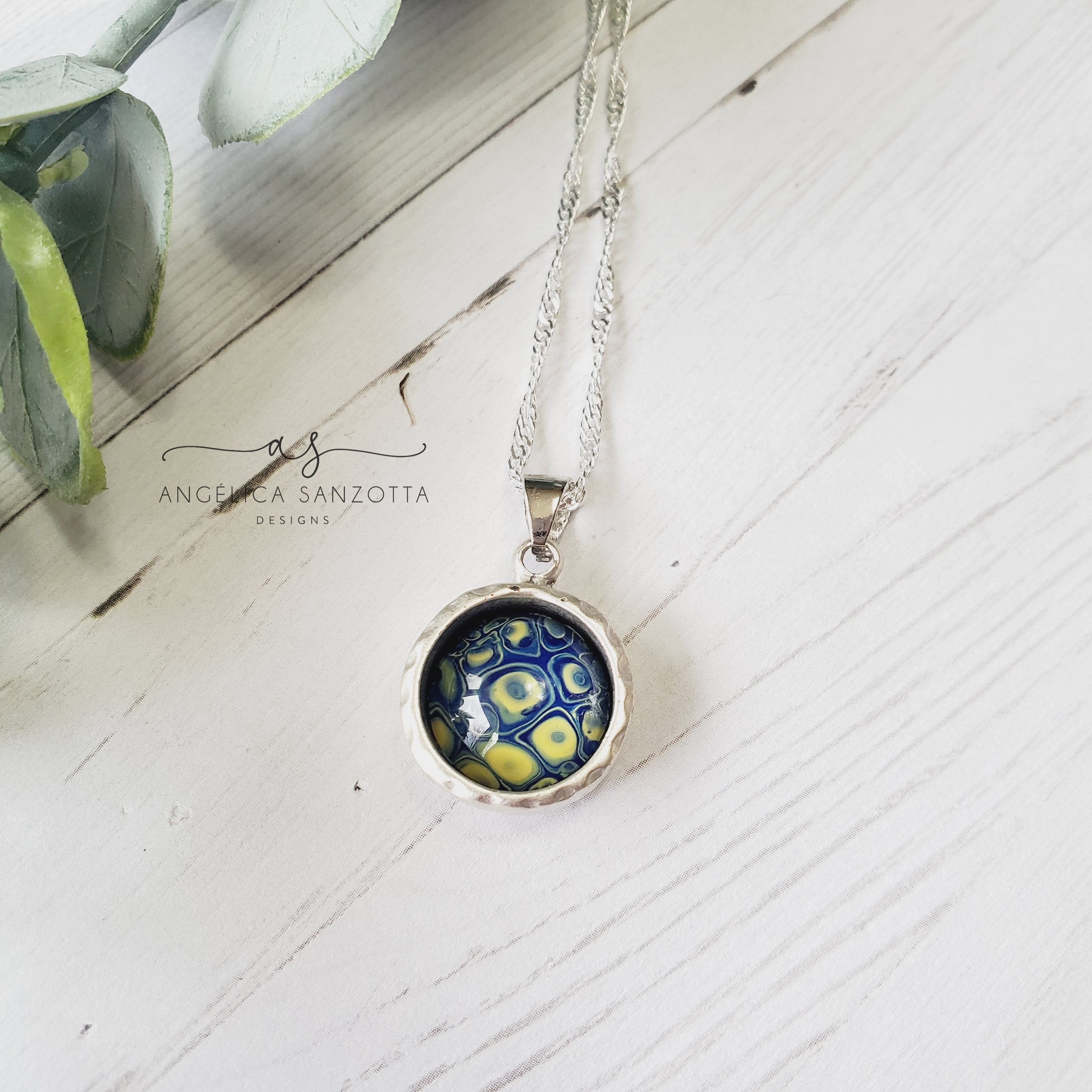 "Courage" pendant for Ukraine