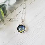 Load image into Gallery viewer, &quot;Courage&quot; pendant for Ukraine
