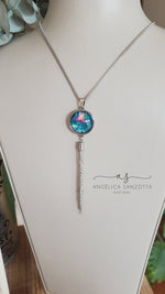Load image into Gallery viewer, &quot;The Secred Garden Tassel&quot; pendant
