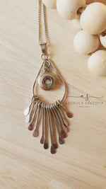 Load image into Gallery viewer, &quot;Truth&quot; Snap Necklace
