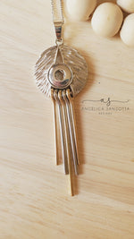 Load image into Gallery viewer, &quot;Ramsis&quot; Snap Pendant
