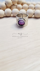 "Magenta" ring